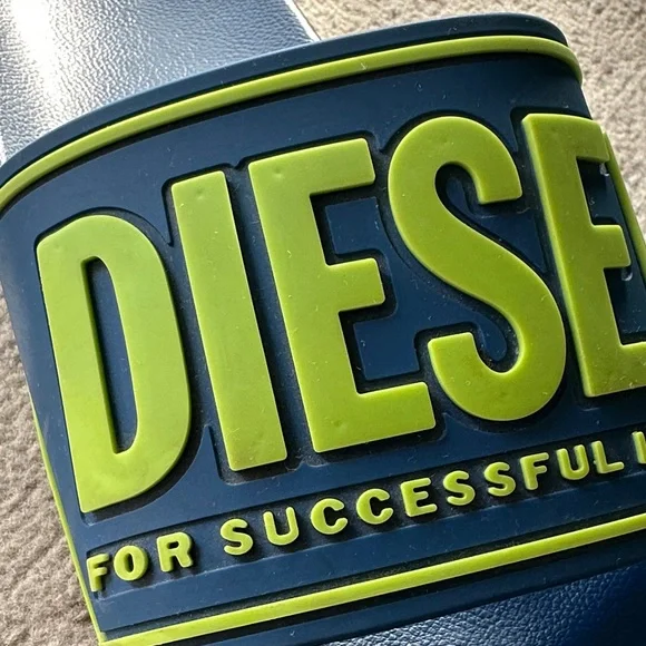 Diesel SA-MAYEMI CC Slides - Picture 8 of 10